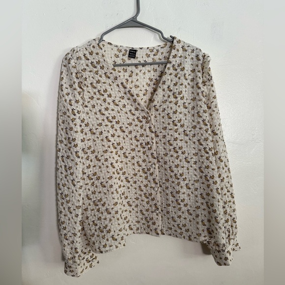 SHEIN Tops - Floral Print Women's Top with Ruffles, size L